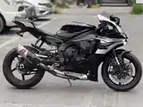 Мотоцикл Yamaha R1-1000 на заказ-2