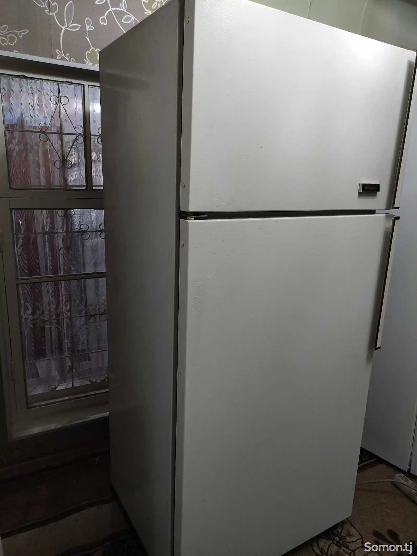 Холодильник Frigidaire-1