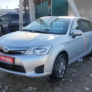 Toyota Fielder, 2014