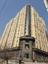 3-комн. квартира, 13 этаж, 102 м², 101 мкр-2