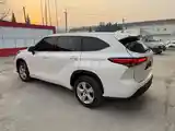 Toyota Highlander, 2021-5