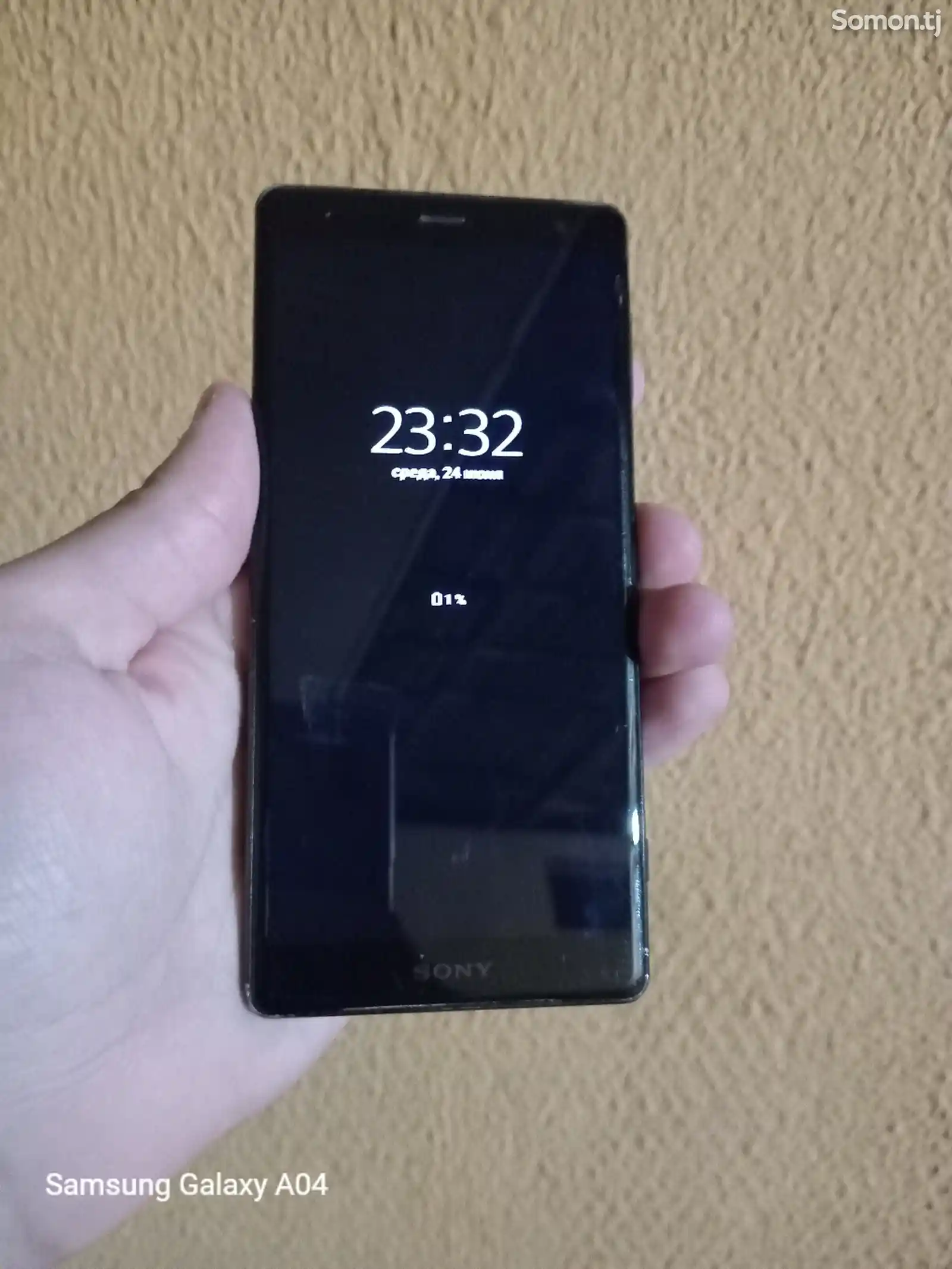 Sony Xperia XZ2, 4/64 ГБ-2