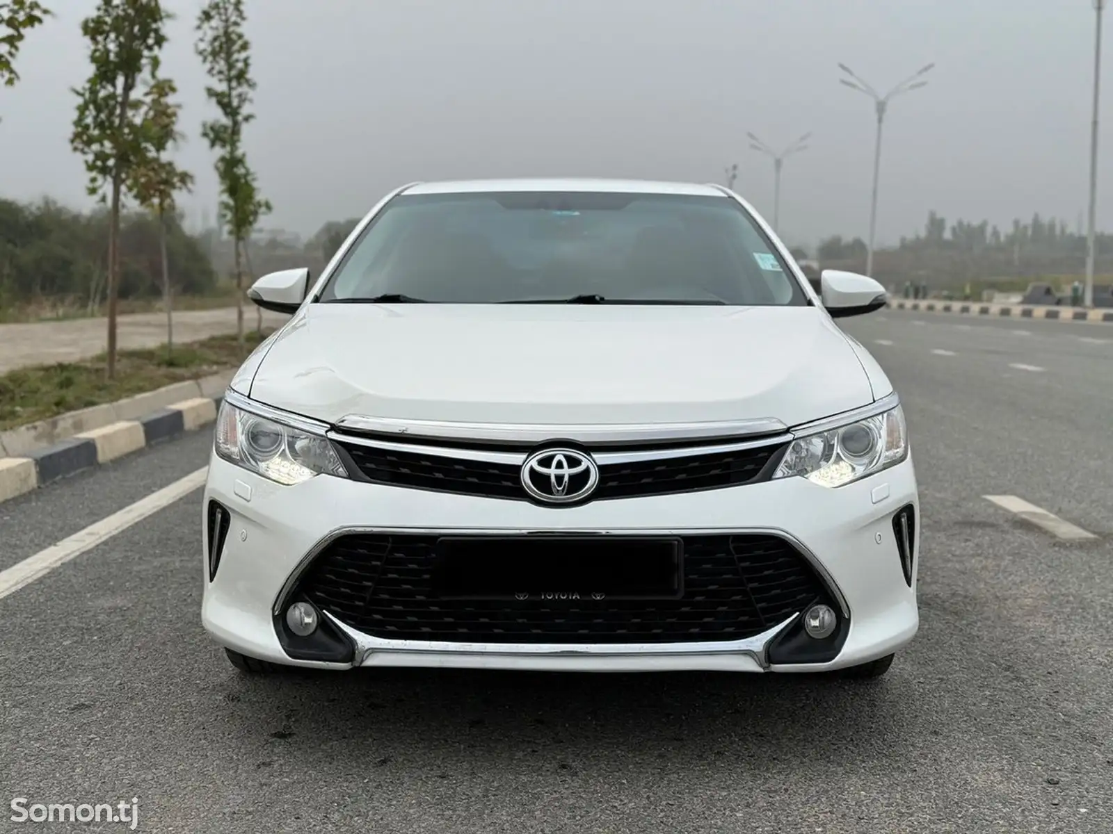 Toyota Camry, 2015-1