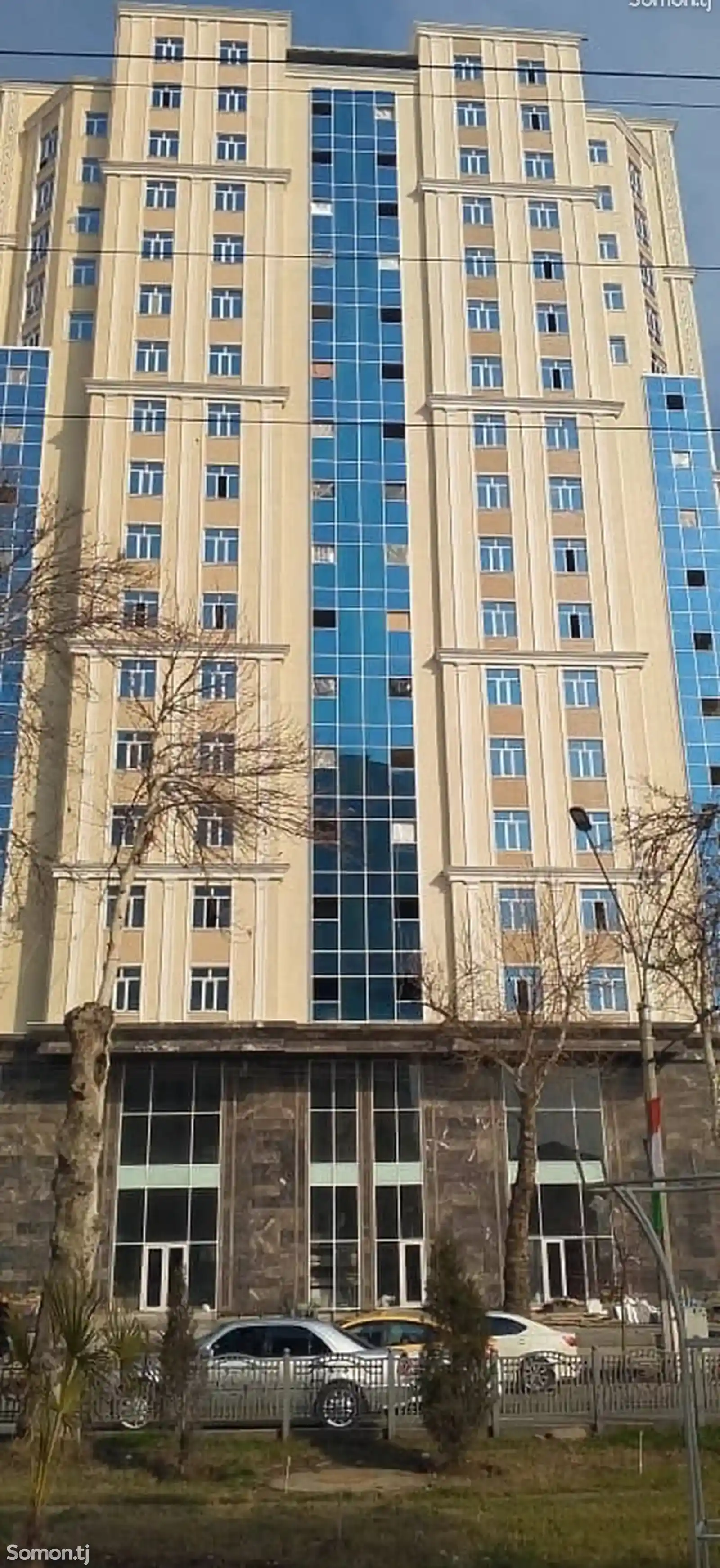 3-комн. квартира, 9 этаж, 131 м², Молодёжный театр-1