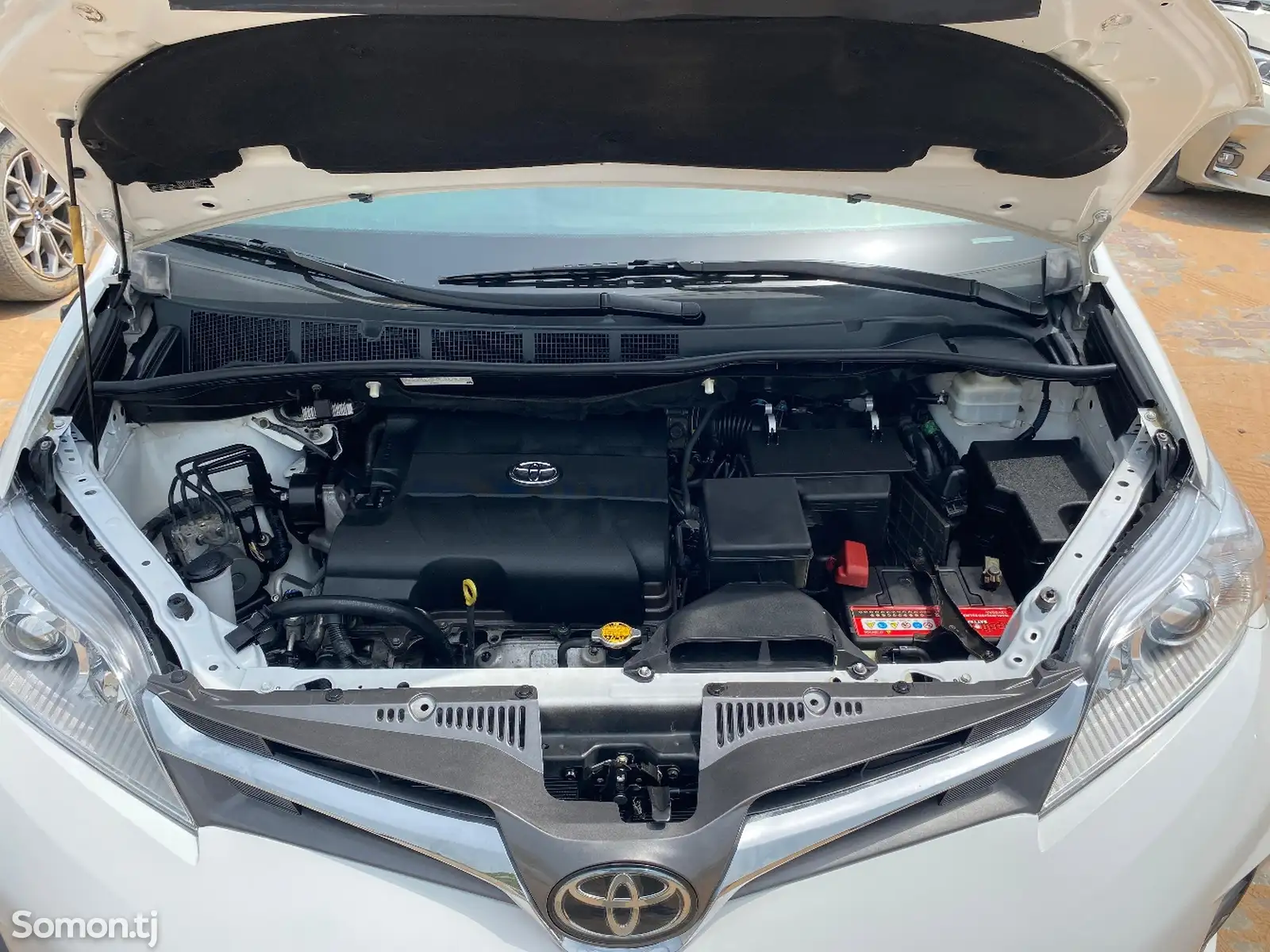 Toyota Sienna, 2014-10