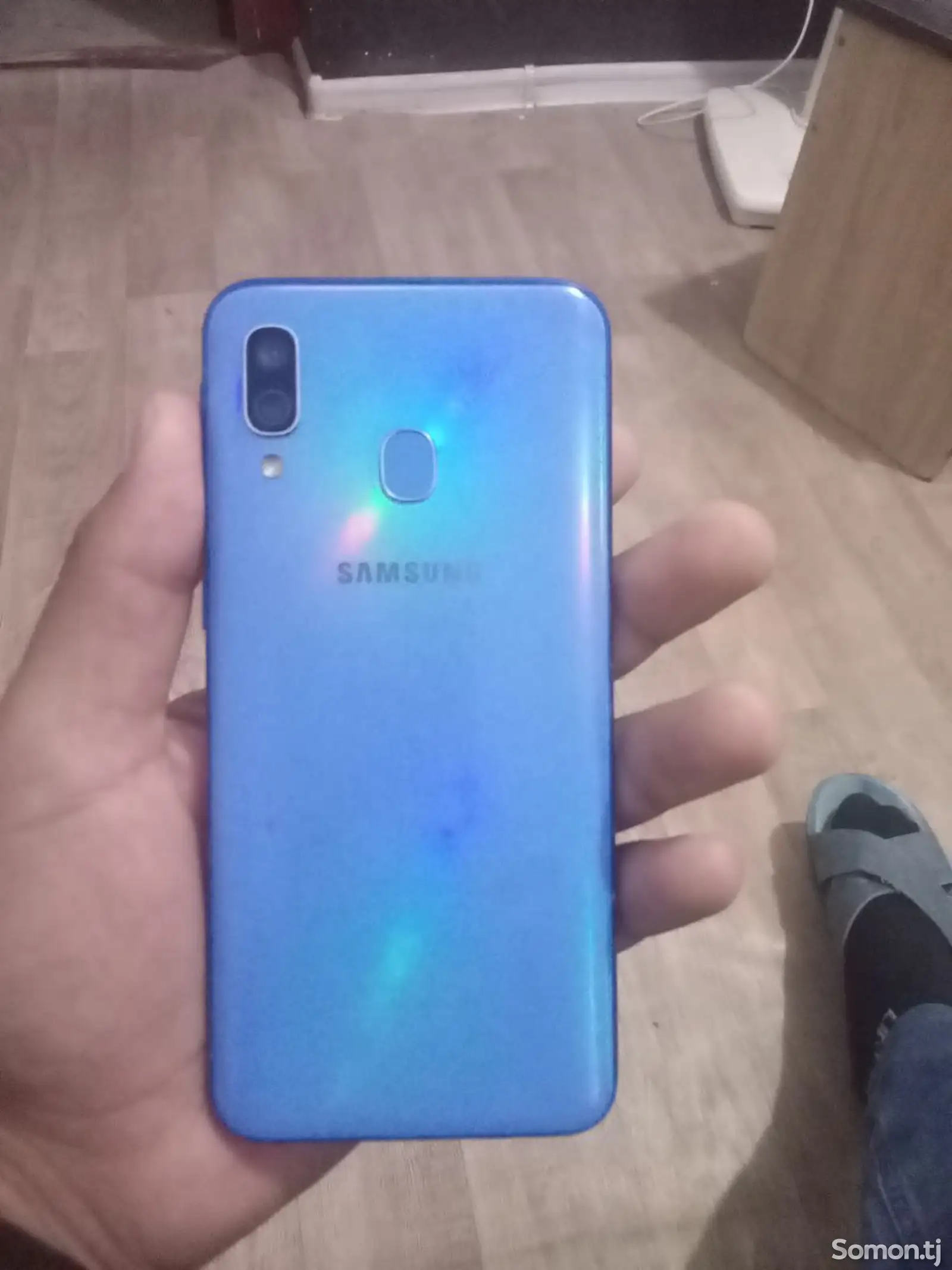 Samsung Galaxy A40-3