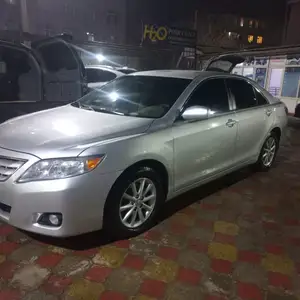 Toyota Camry, 2011