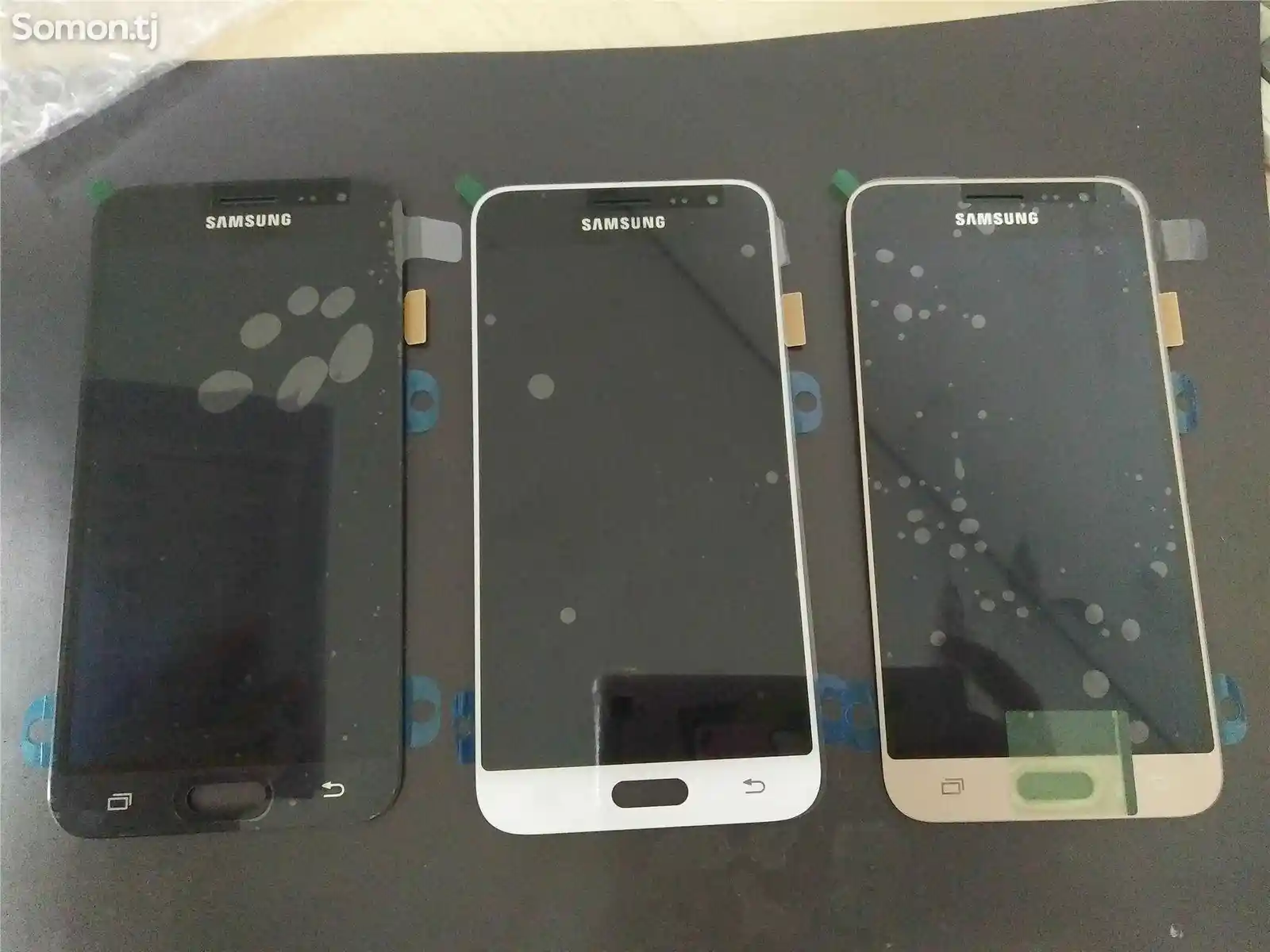 Дисплей на Samsung Galaxy J3 2016-1