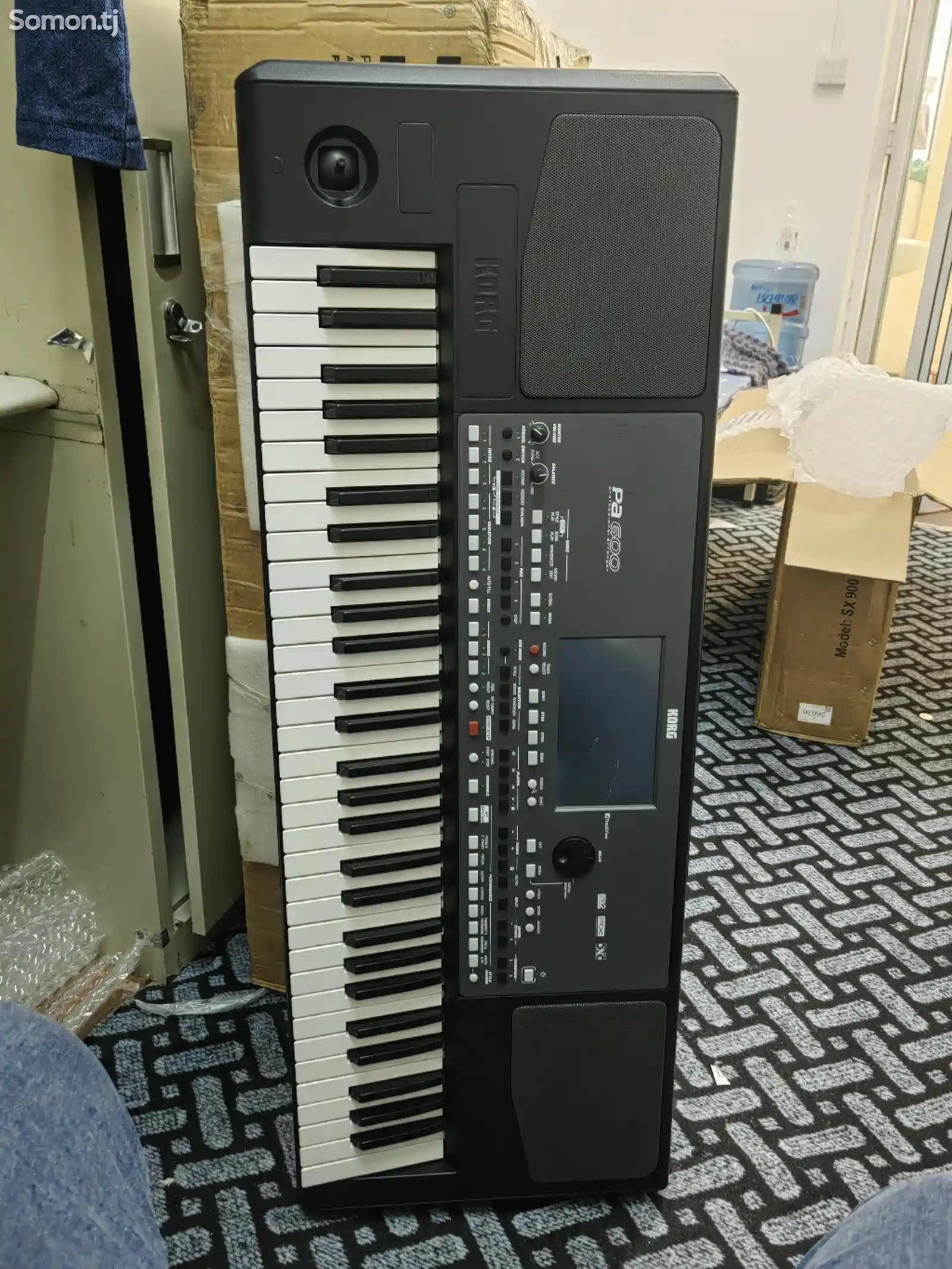 Синтезатор Korg pa 600-1