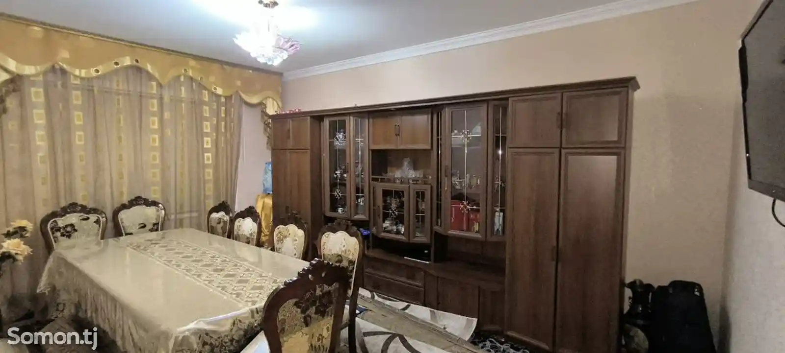 3-комн. квартира, 1 этаж, 70 м², 13 мкр-3