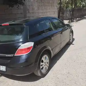 Opel Astra H, 2005