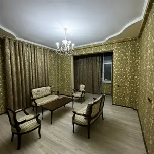 3-комн. квартира, 4 этаж, 135м², Шохмансур