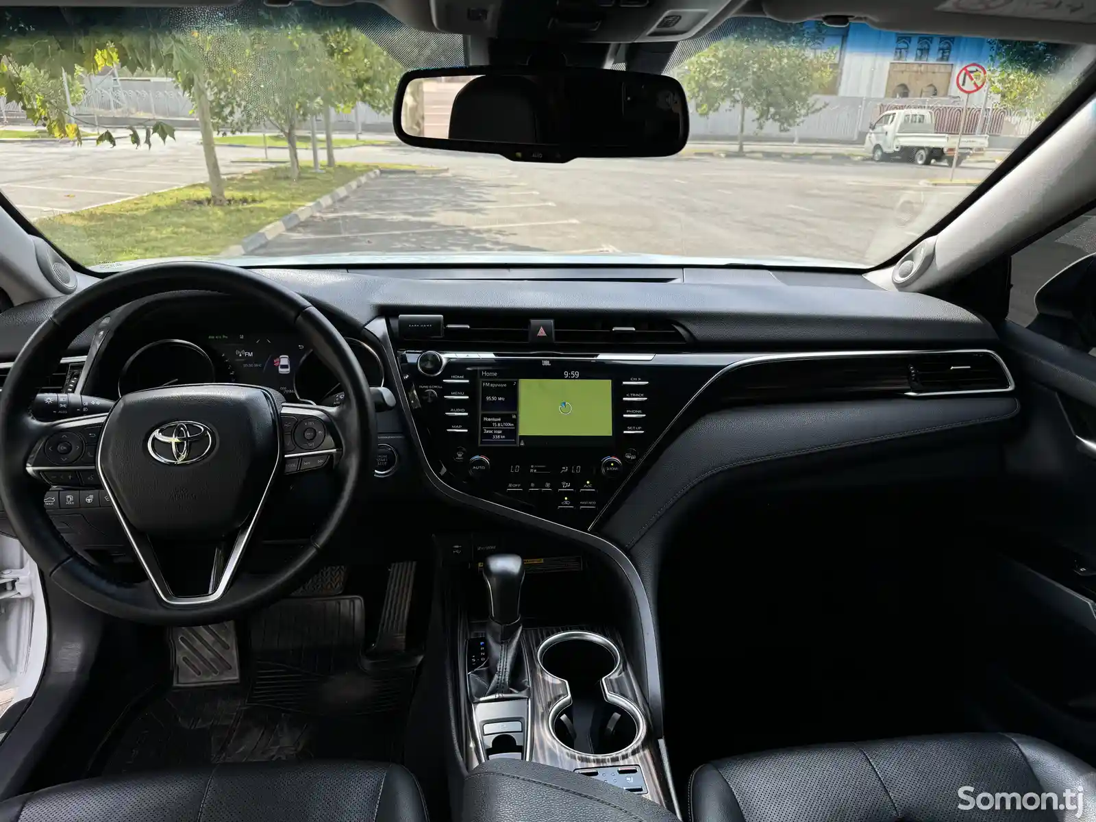 Toyota Camry, 2019-6