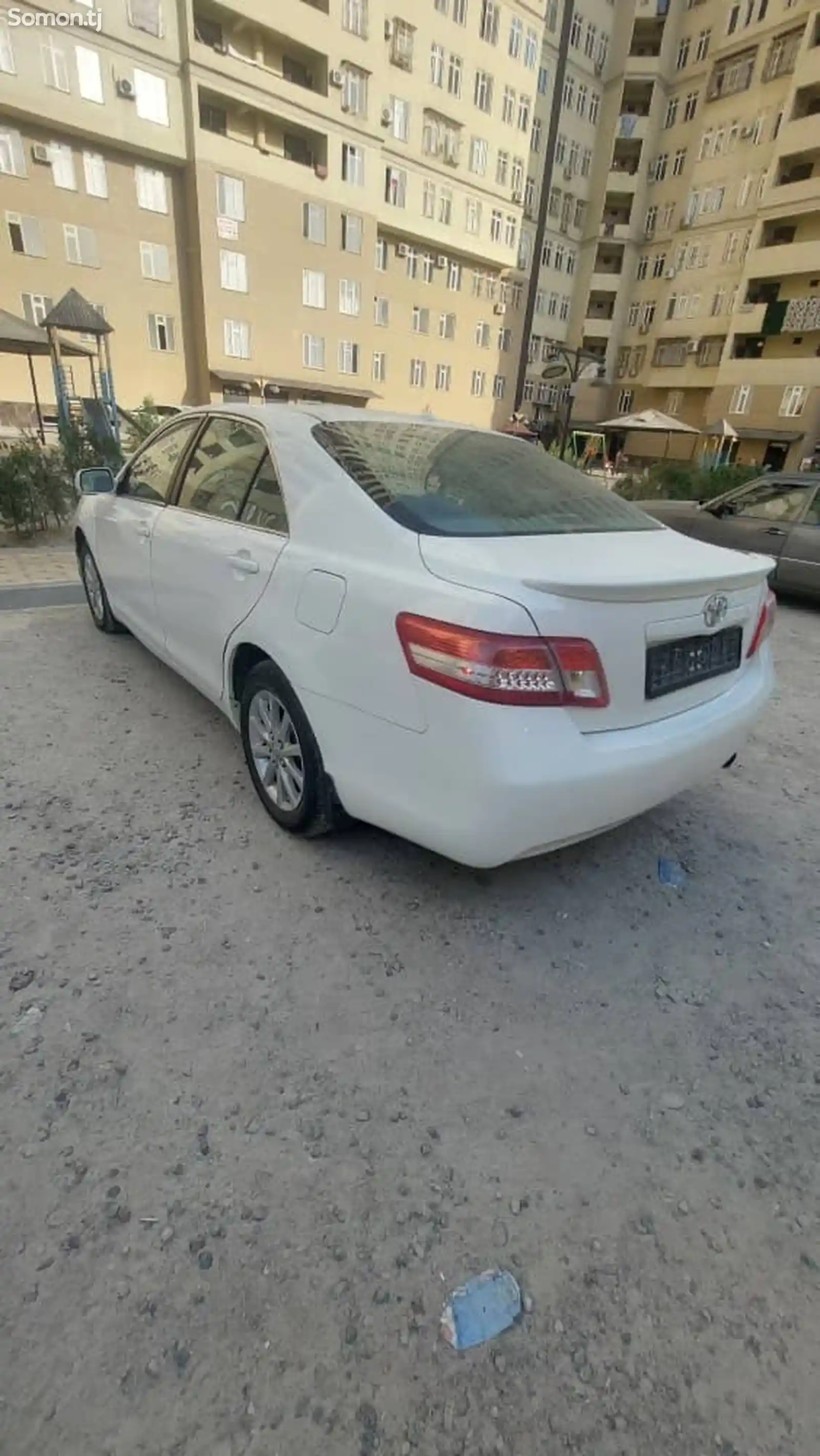 Toyota Camry, 2011-10