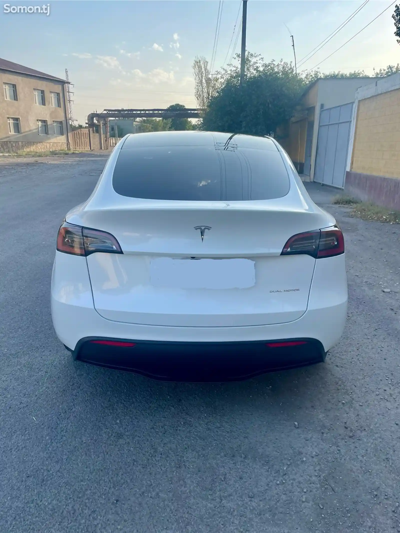 Tesla Model Y, 2023-3