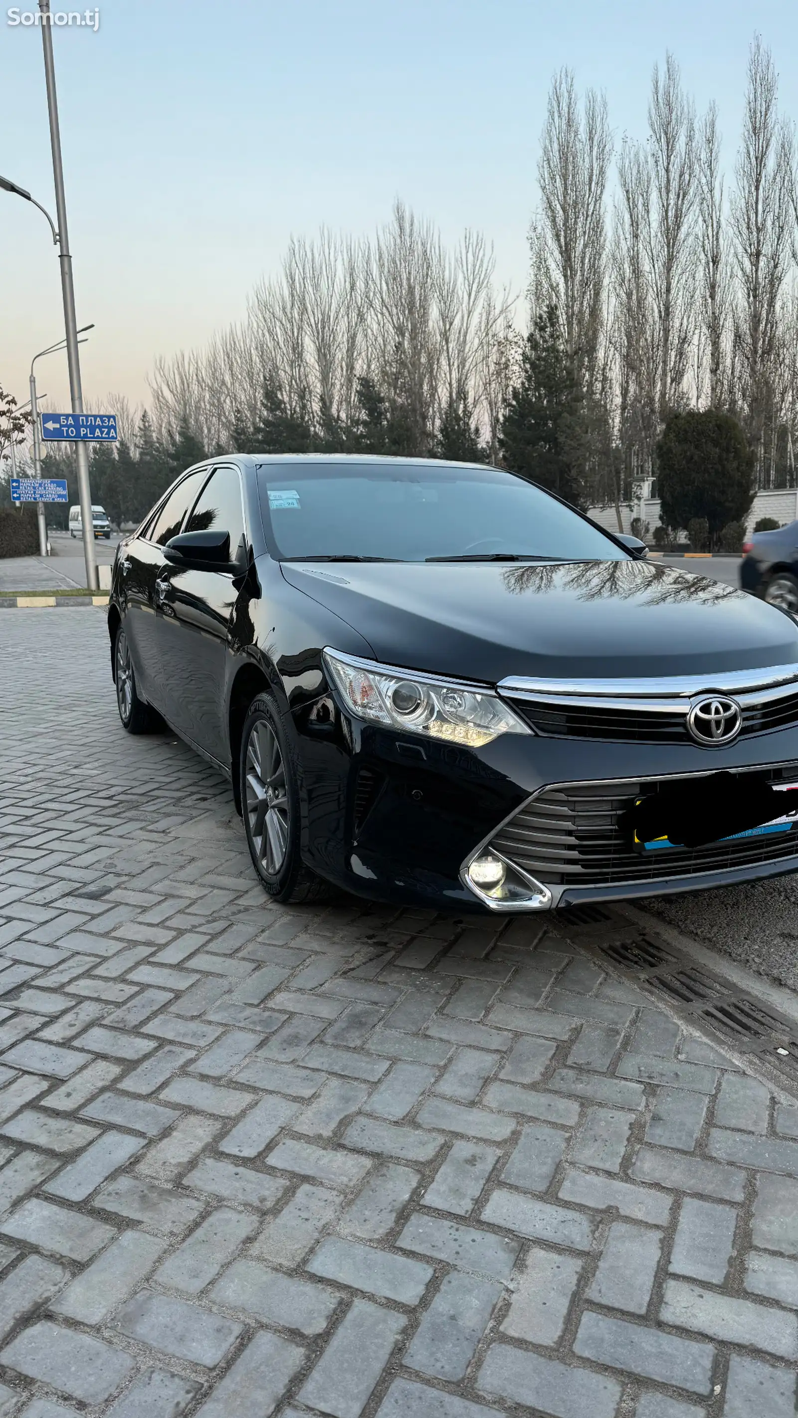 Toyota Camry, 2016-1