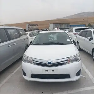 Toyota Fielder, 2015