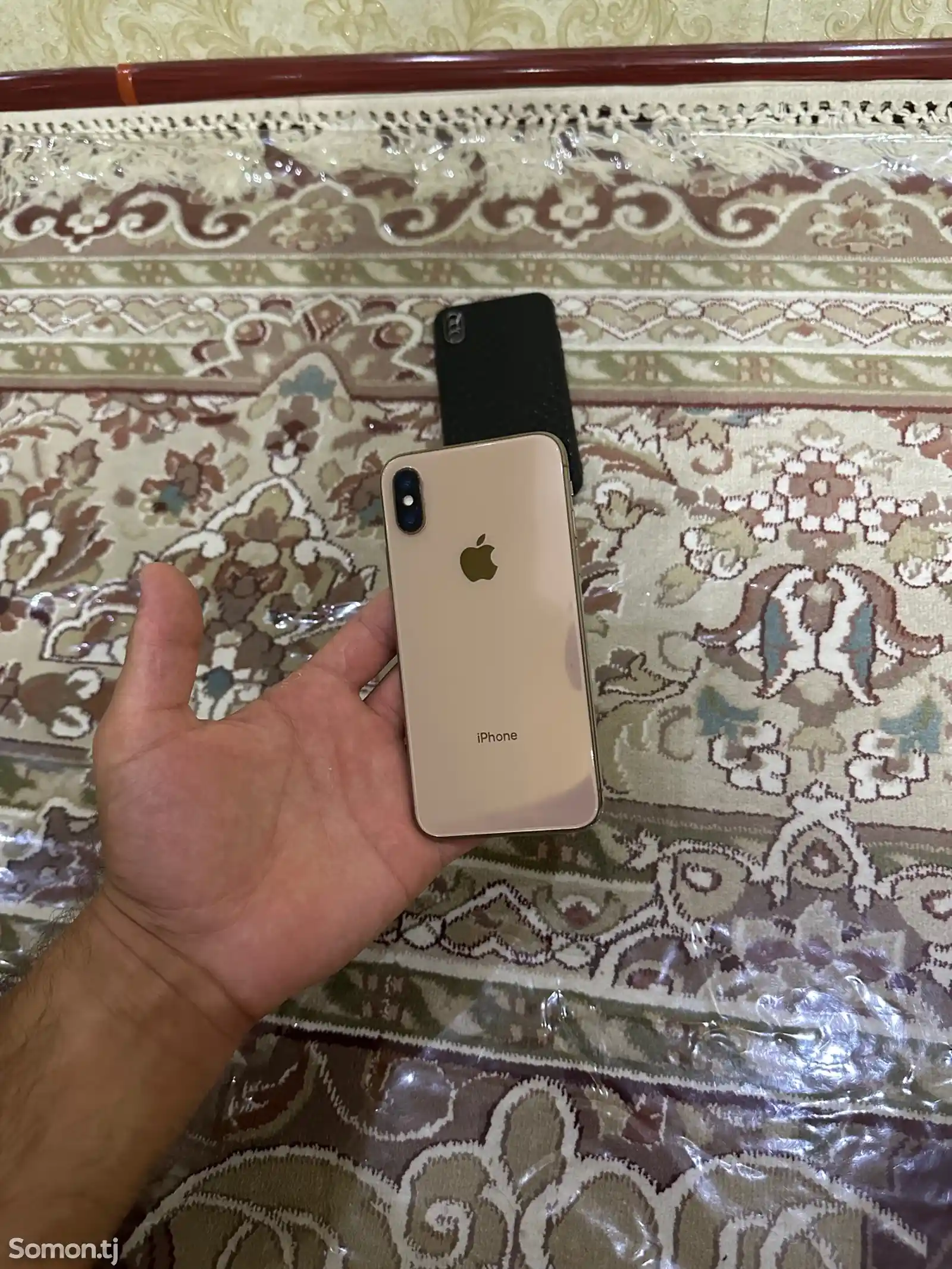 Apple iPhone Xs, 64 gb, Gold-1