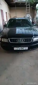 Двигатель от Audi A8 D2 3.7-2