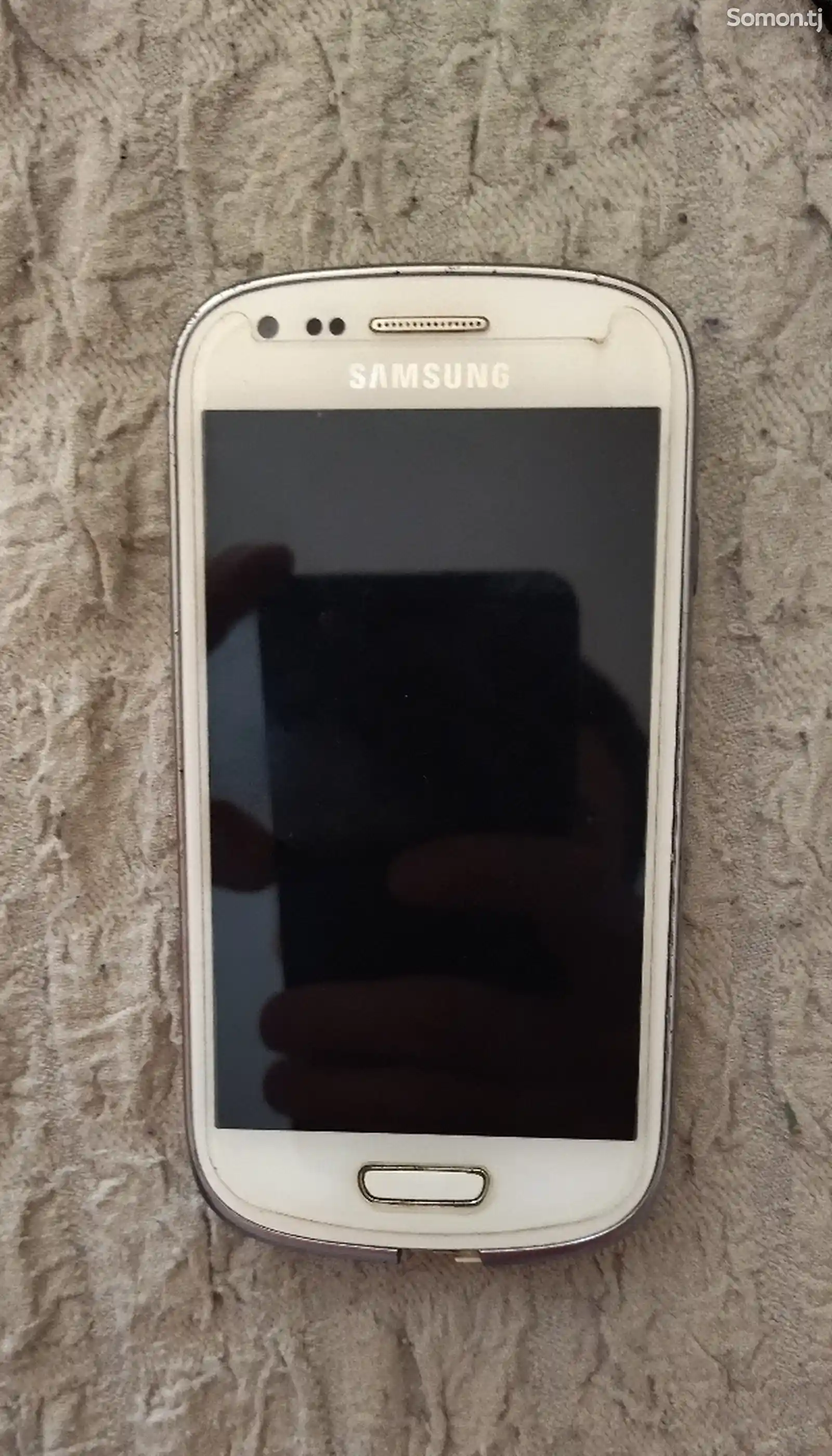 Samsung Galaxy S3 mini-1