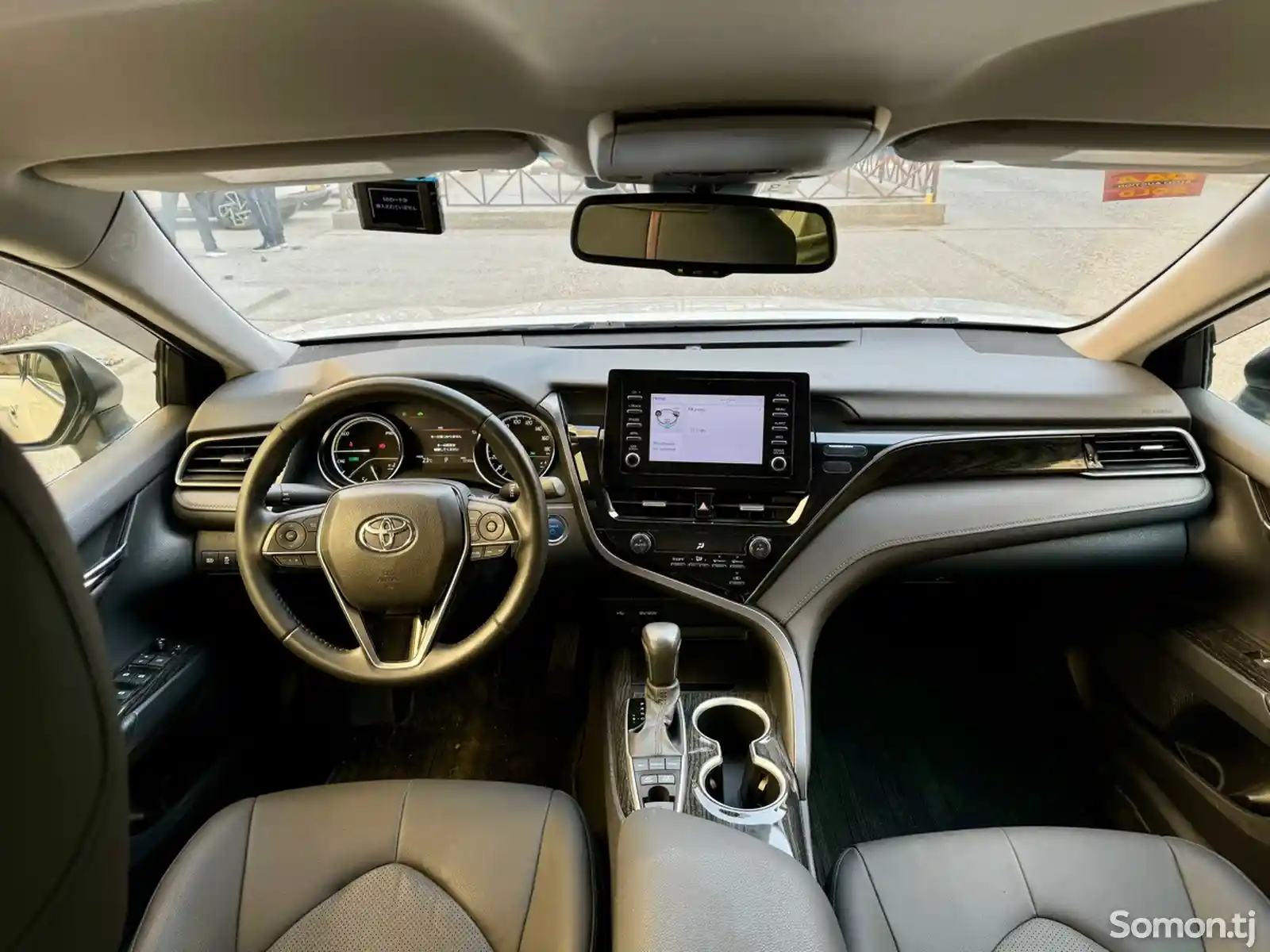 Toyota Camry, 2018-11