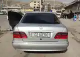 Mercedes-Benz E class, 2001-9