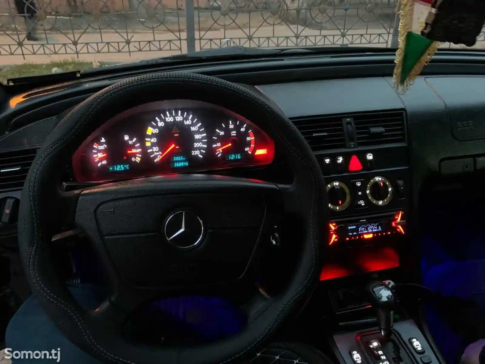 Подсветка салона на Mercedes W202/W210-13