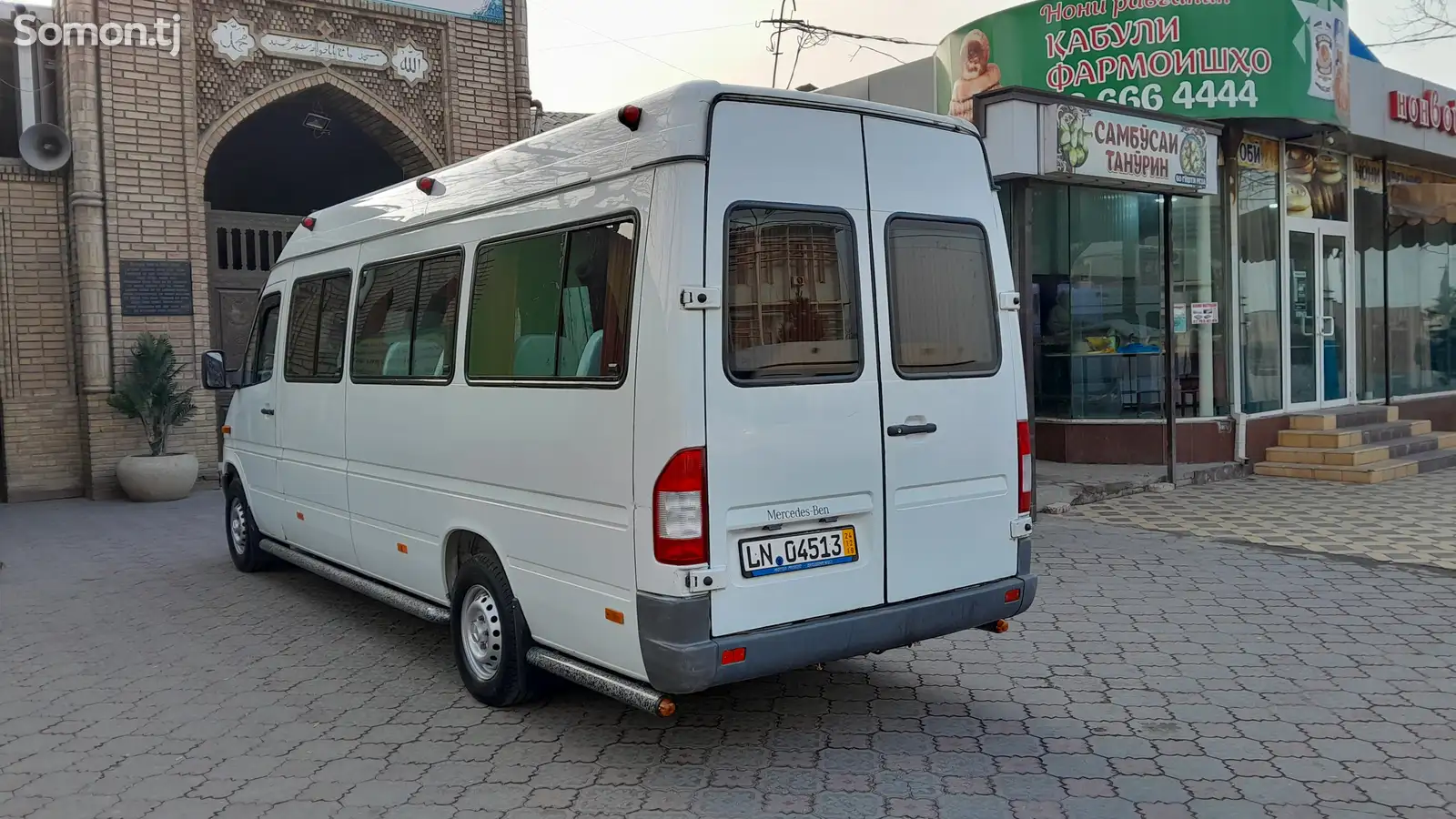 Mercedes-Benz Sprinter, 2005-1