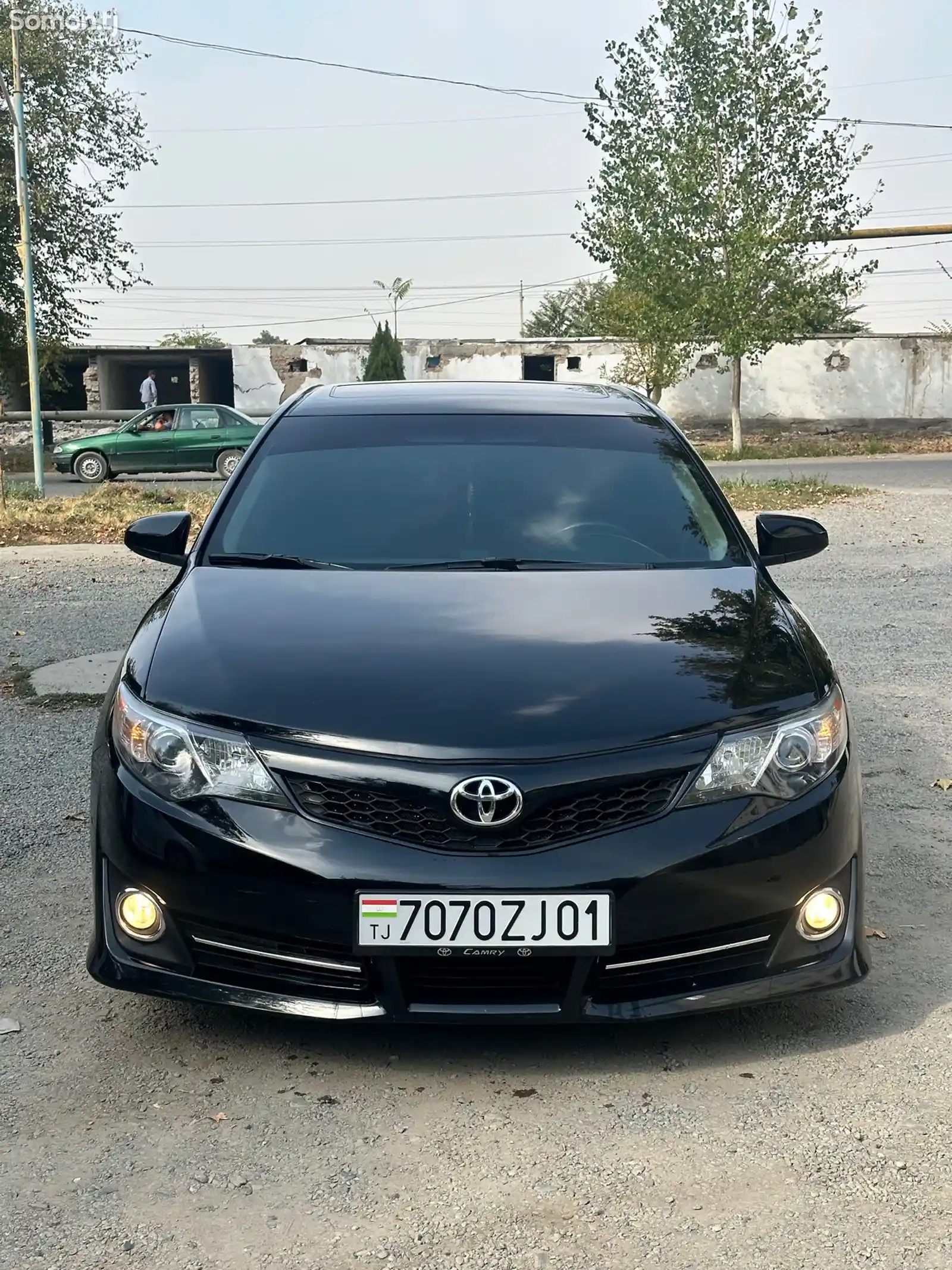 Toyota Camry, 2012-1