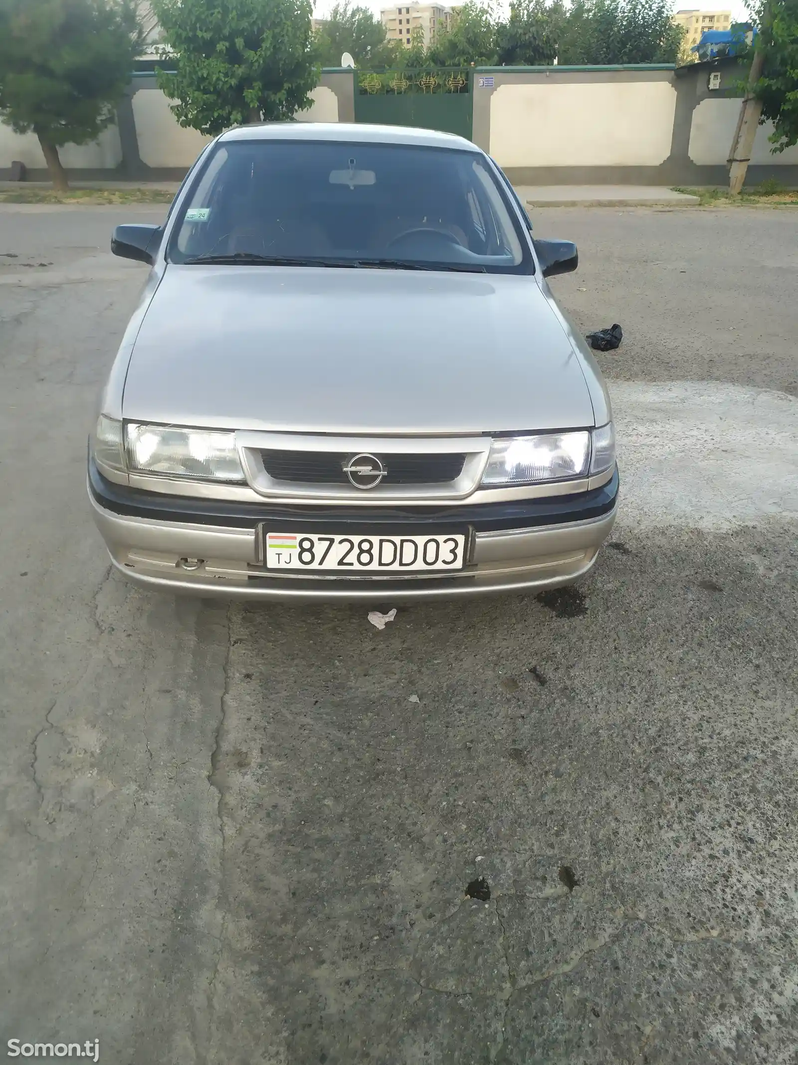 Opel Vectra A, 1993-1