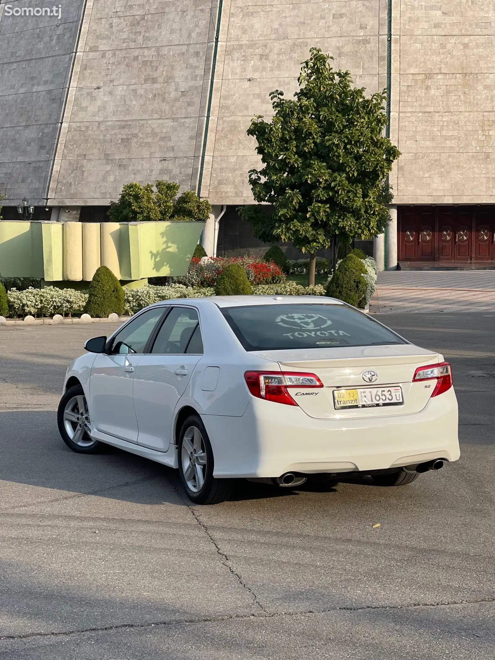 Toyota Camry, 2012-1