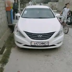 Hyundai Sonata, 2012