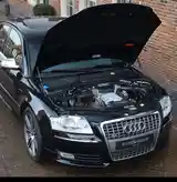 Audi S8, 2010-2