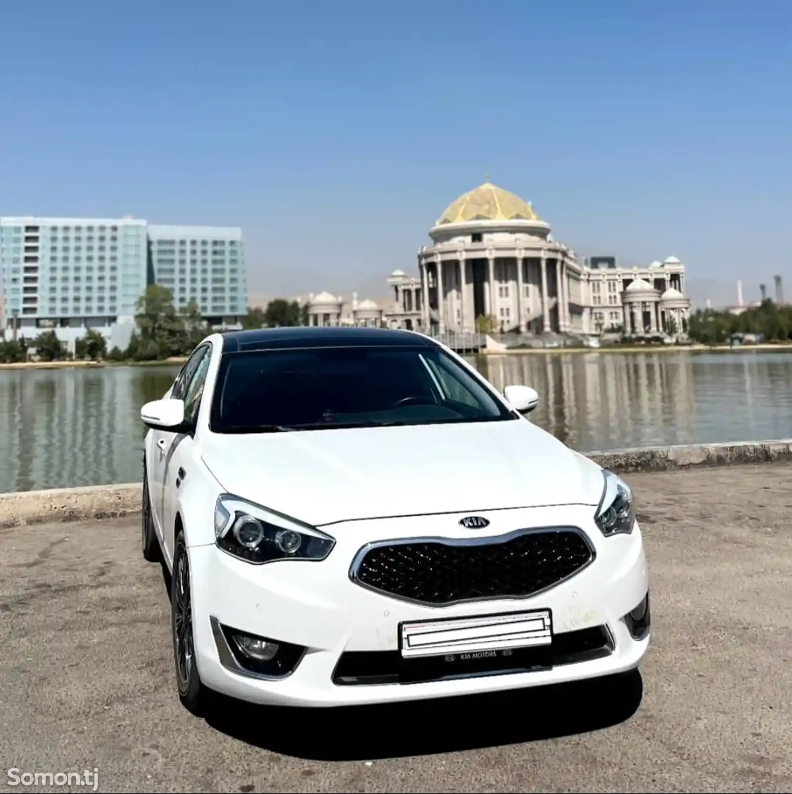 Kia Cadenza, 2015-1