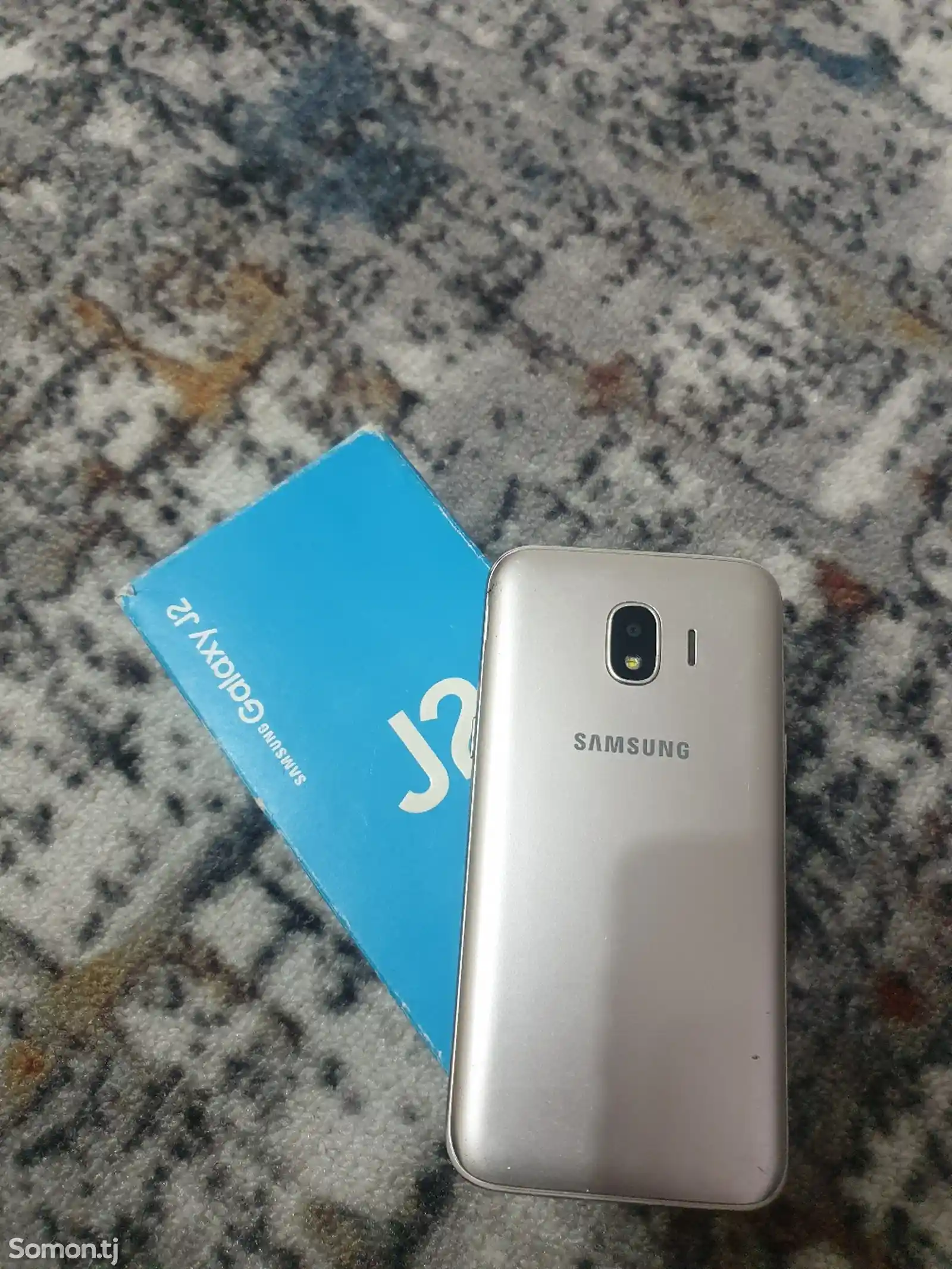 Samsung Galaxy j2 pro-2