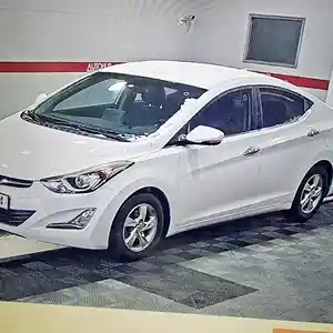 Hyundai Avante, 2015