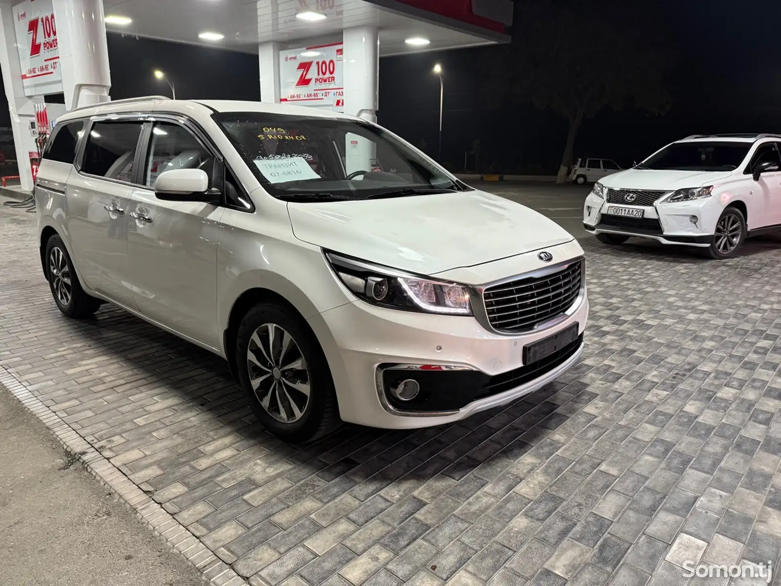 Kia Carnival, 2015-3