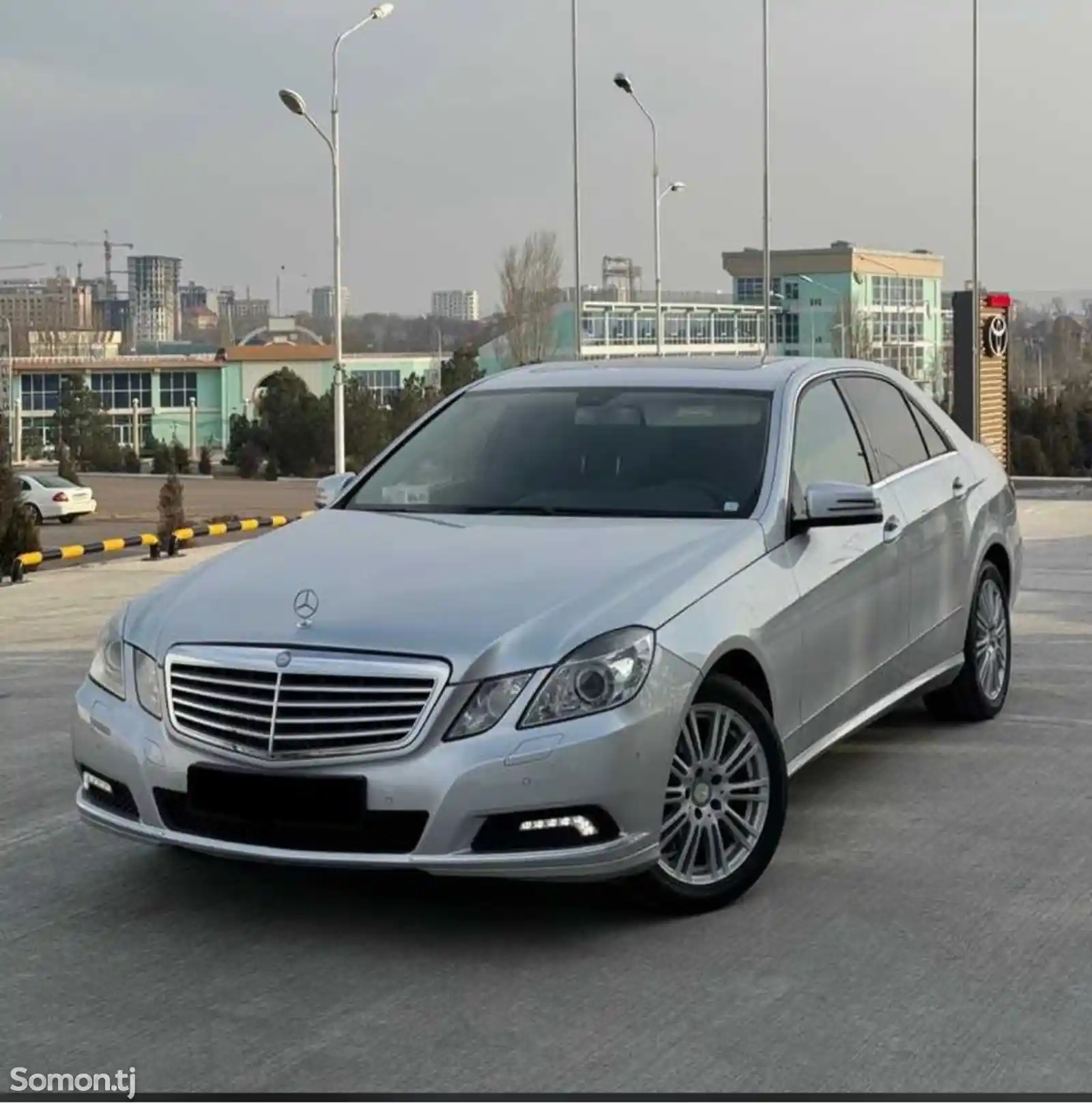 Mercedes-Benz E class, 2010-1