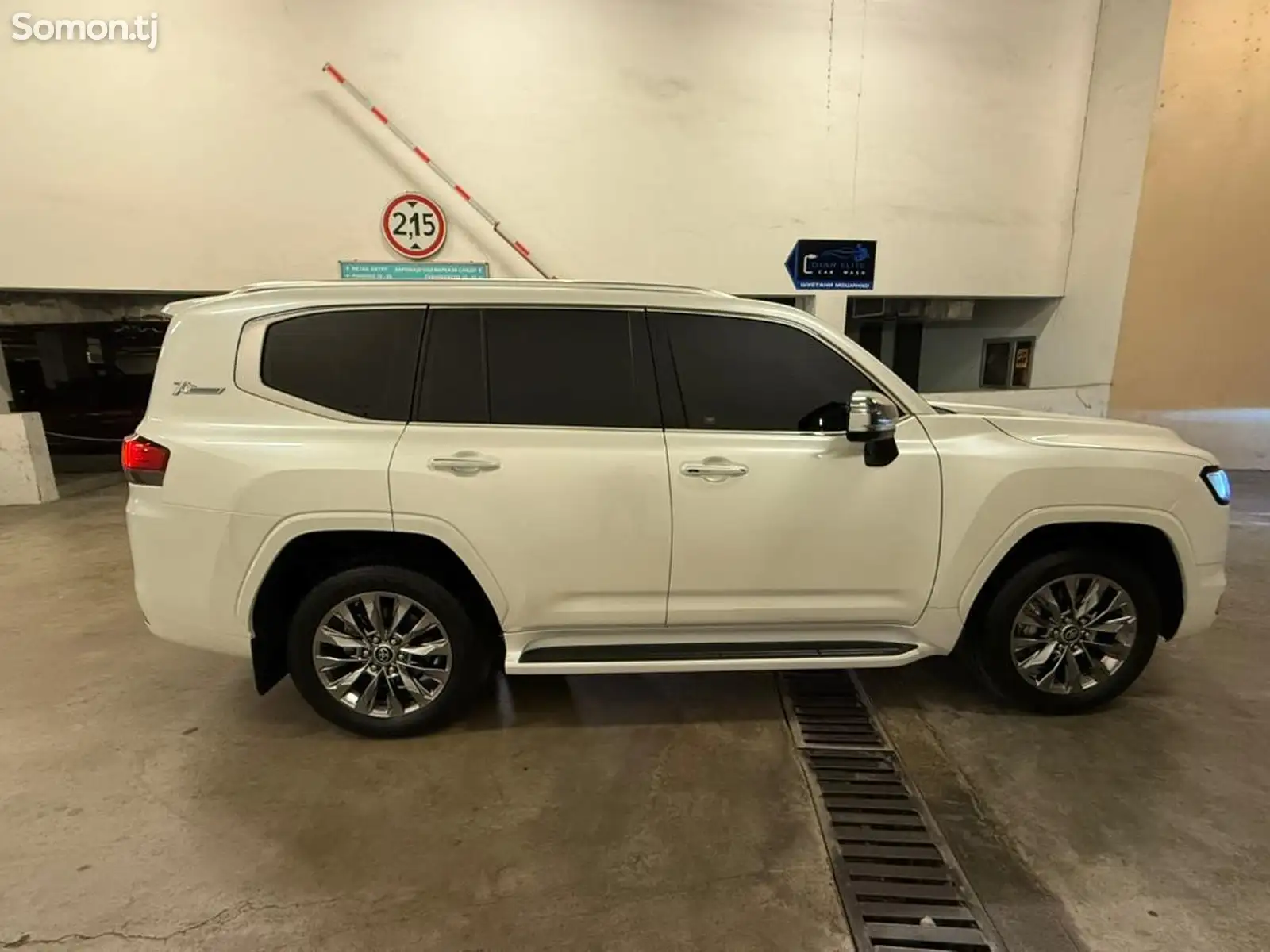 Toyota Land Cruiser, 2022-8