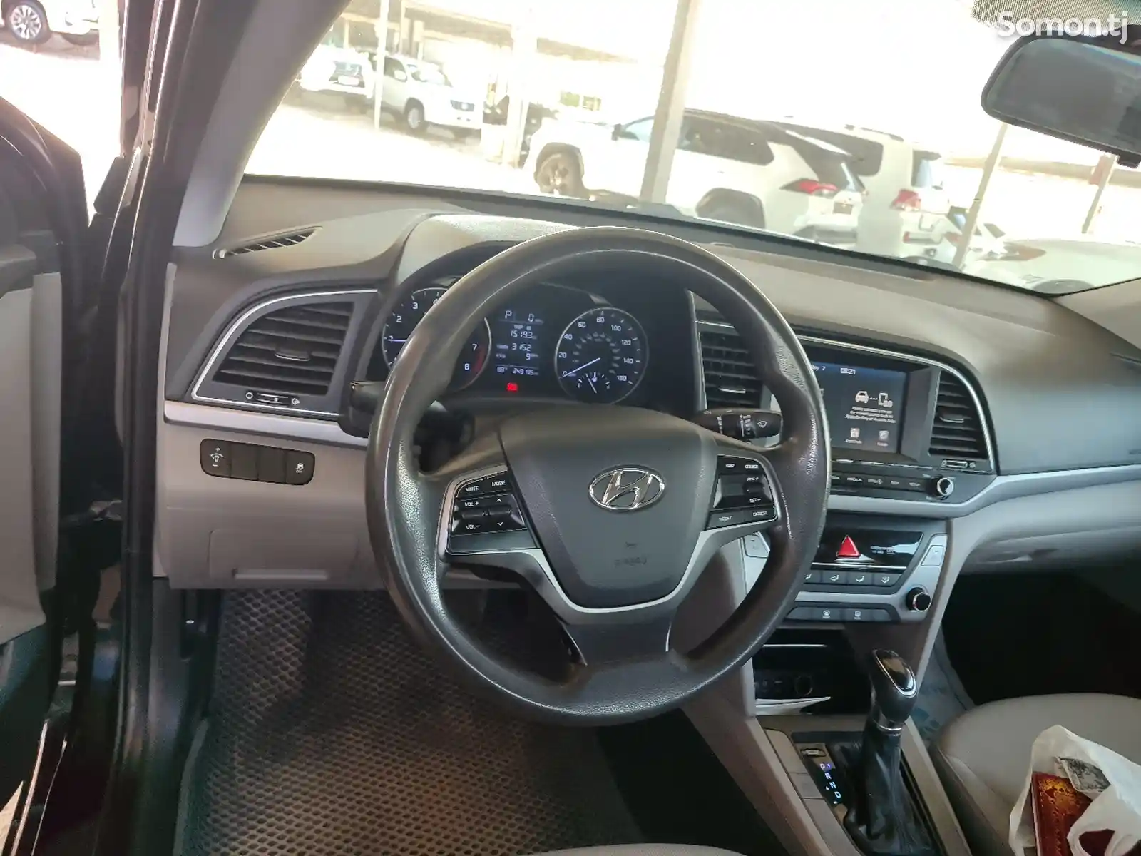 Hyundai Elantra, 2016-3