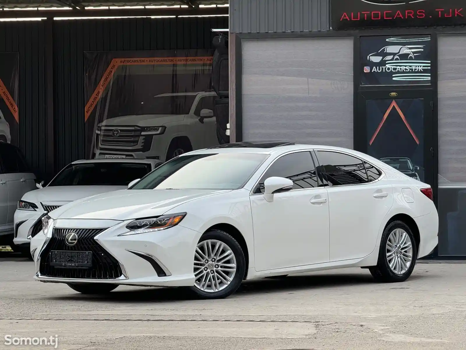 Lexus ES series, 2014-2