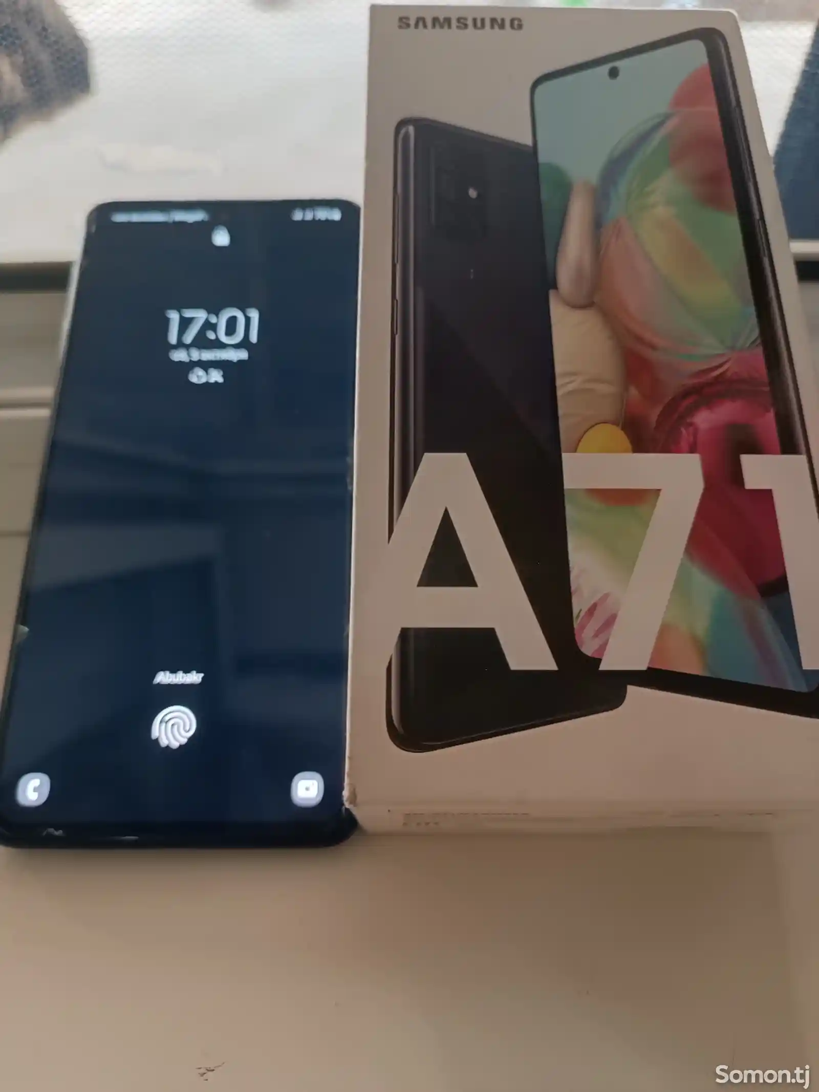 Samsung Galaxy A71-4