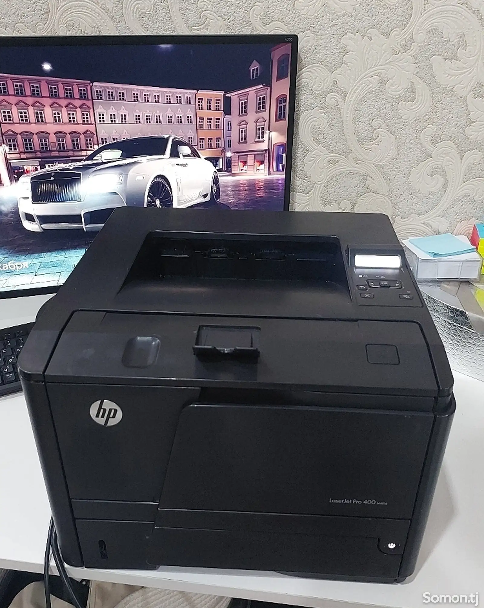 Принтер HP LaserJet Pro 400 M401dn-1