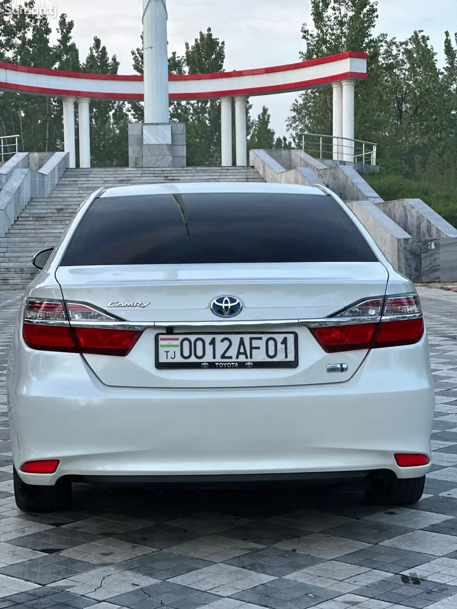 Toyota Camry, 2015-8