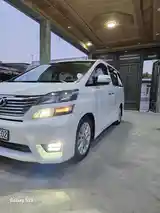 Toyota Vellfire, 2010-4