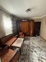 2-комн. квартира, 3 этаж, 45м², универмаг-6