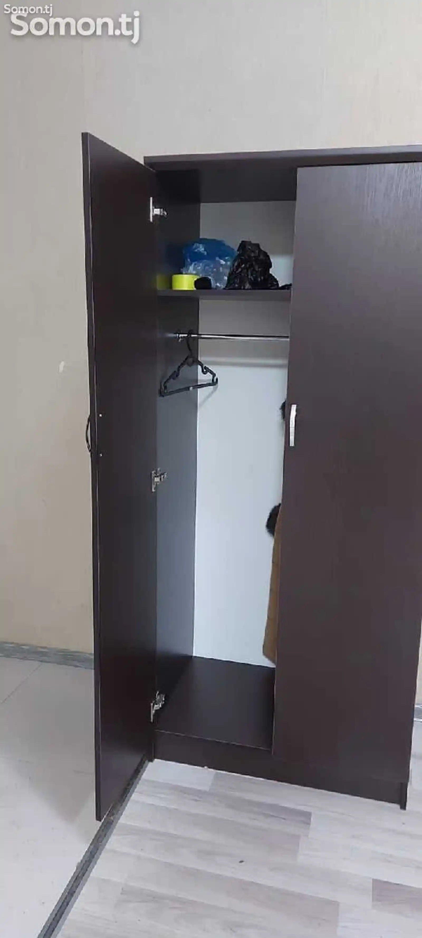 Шкаф для офиса-2