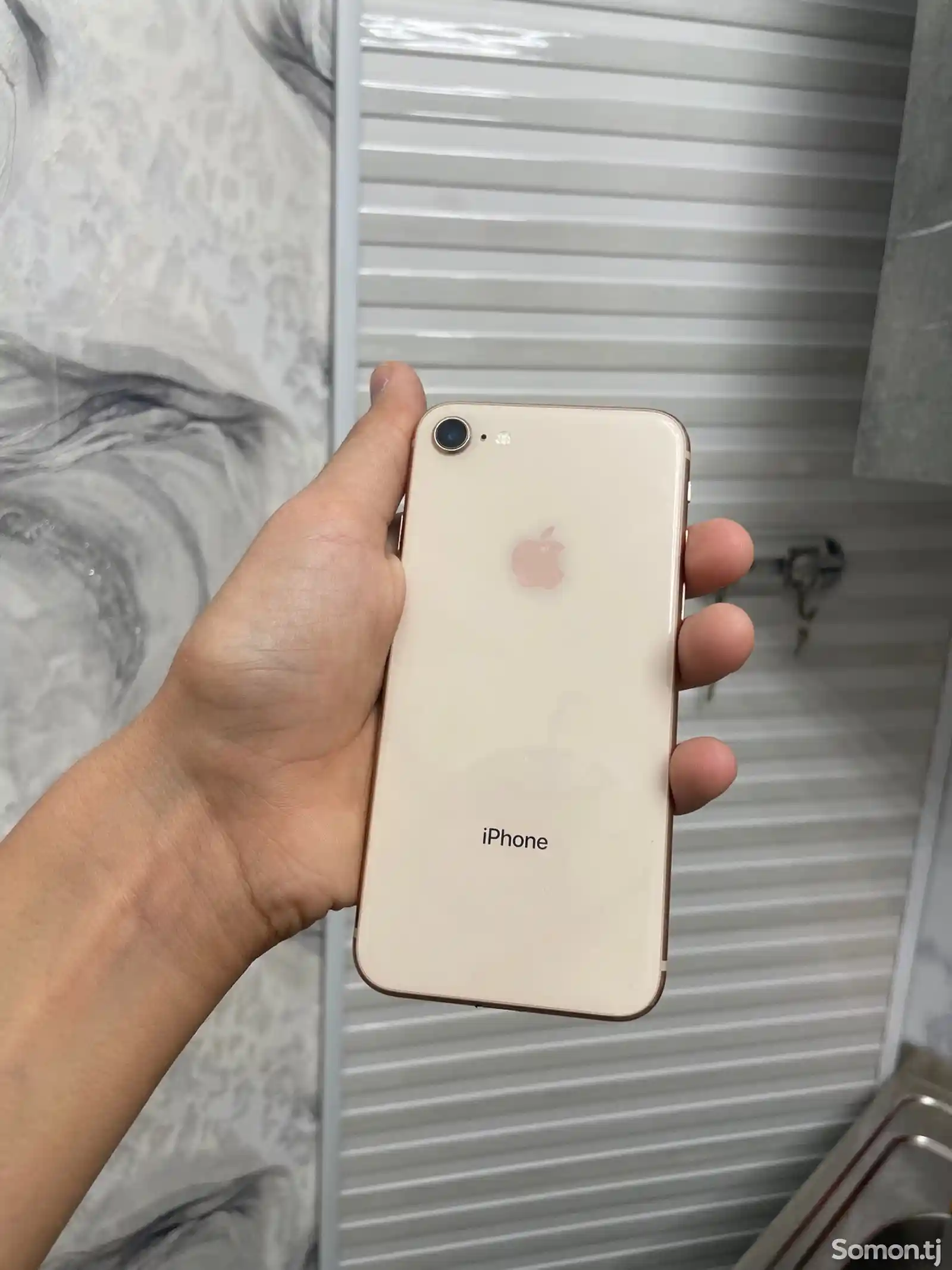 Apple iPhone 8, 64 gb, Gold-4