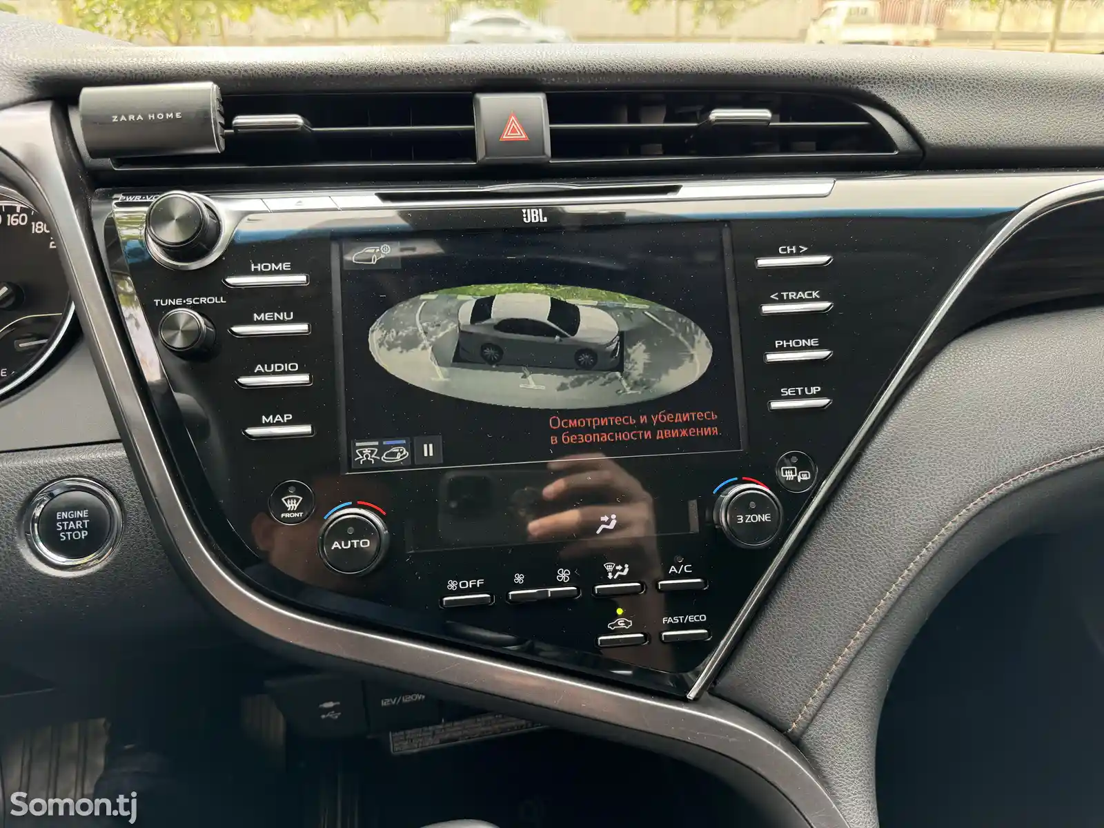 Toyota Camry, 2019-8