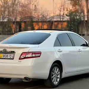 Toyota Camry, 2010